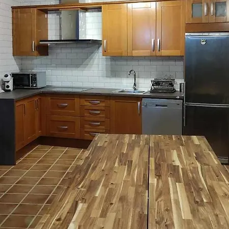 Encuentra El Norte En La Casa Del Buen Camino Orena